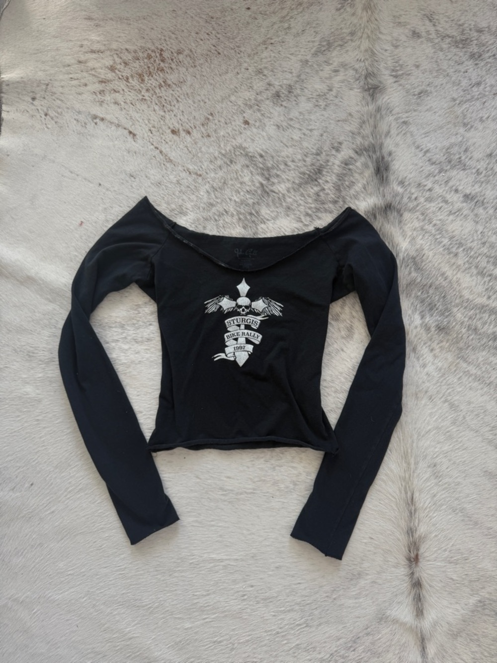 Brandy Melville shoulder biker top
